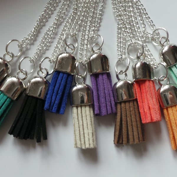 Suede-effect long chain necklace tassel charm - 10 different colours