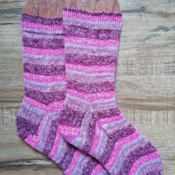 Socks, hand knitted, SMALL, adult size 4-5 