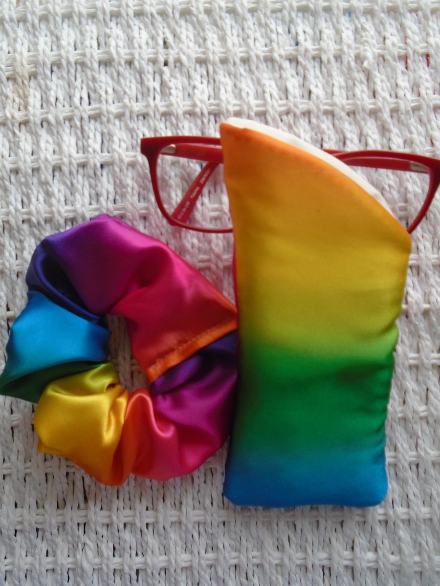 Gift Set Satin Rainbow Glasses Case & Hair Scrunchy 