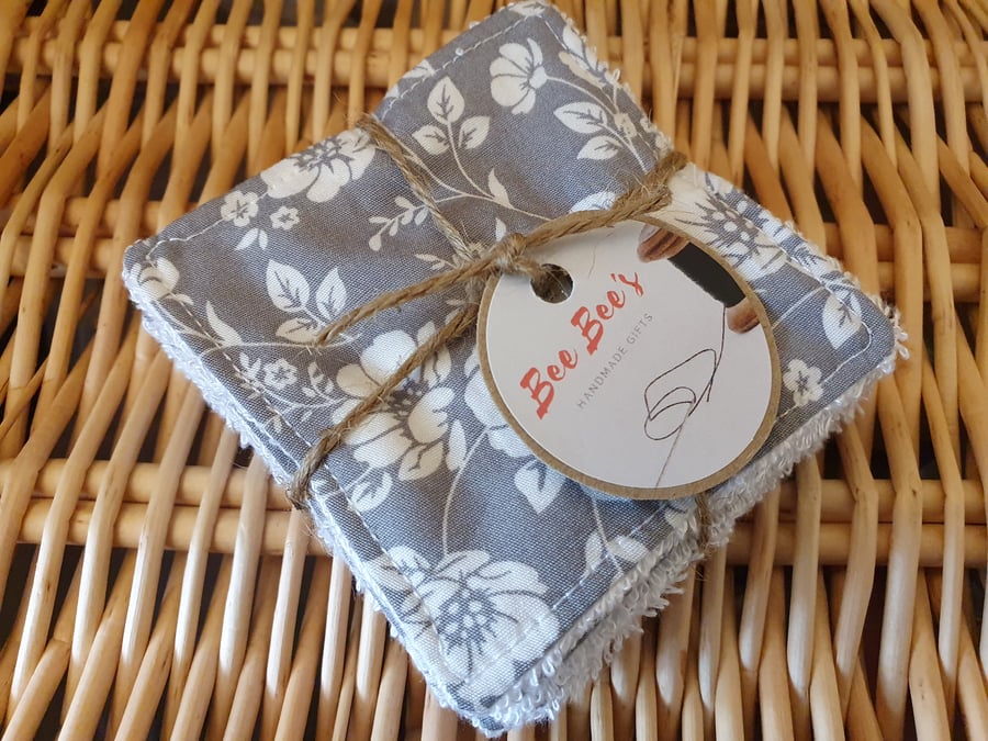 7x Grey Floral 3x3inch Reusable Fabric Wipes 