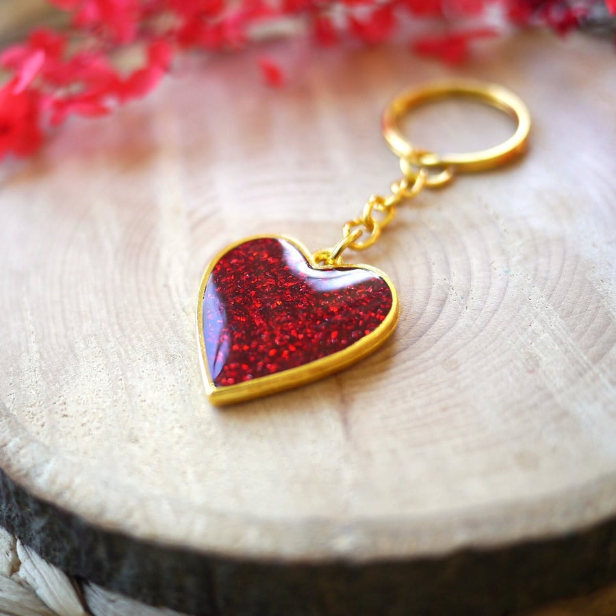 Red Sparkly Heart Keyring - Gold Edition