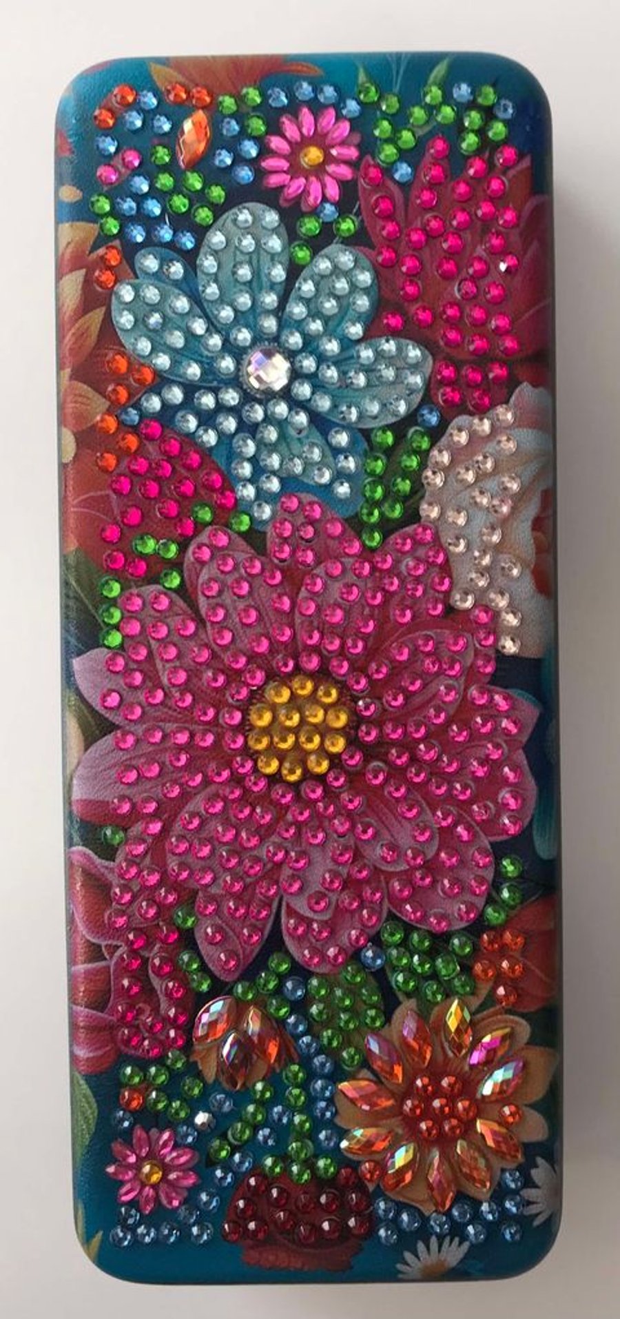 Diamond Art  Glasses Case. Floral Design.