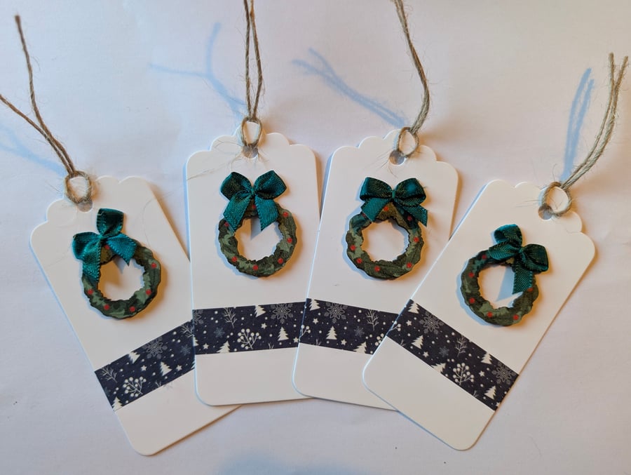 Homemade Christmas gift tags pack - Christmas wreath