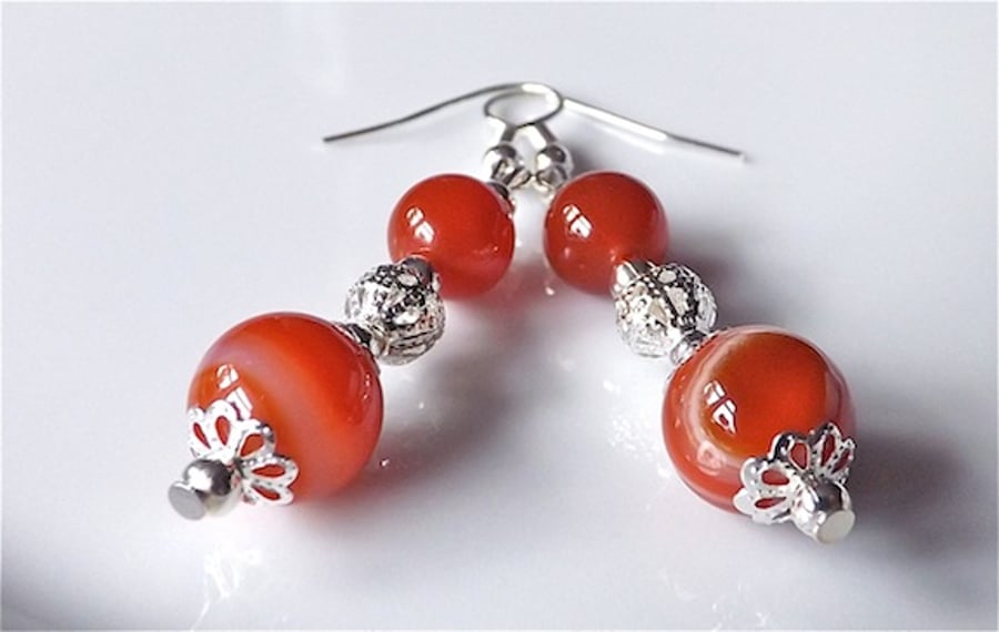 Earrings for pierced ears, rich red banded agate gem stone dangle.