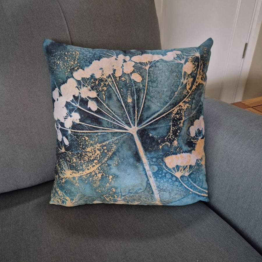 Umbellifer Seed Head Cyanotype Cushion