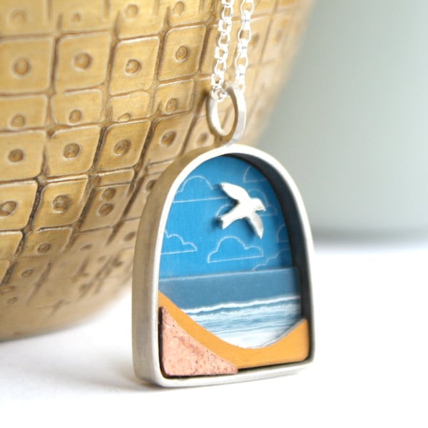Sea View shadow box necklace