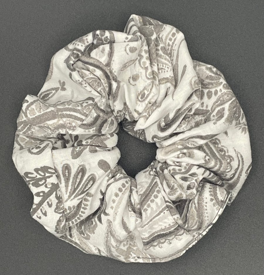 Hand made Eco Scrunchie - Light grey with white paisley
