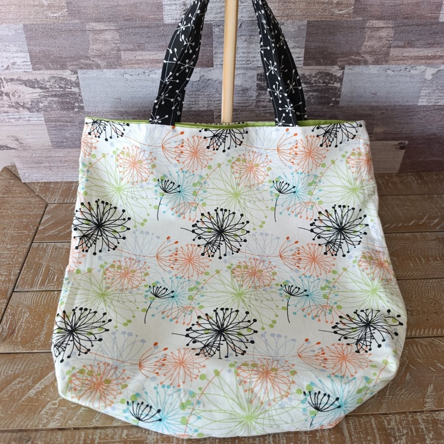 Geometric reversible tote bag 