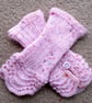 KNITTING PATTERN PDF Feather and Fan Wristers - Image 1