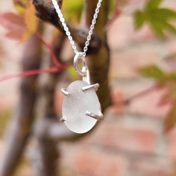 Seaglass pebble hugger pendant