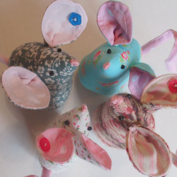 Mouse pin cushion, mice, pin cushion, sewing accessories, pin cushion
