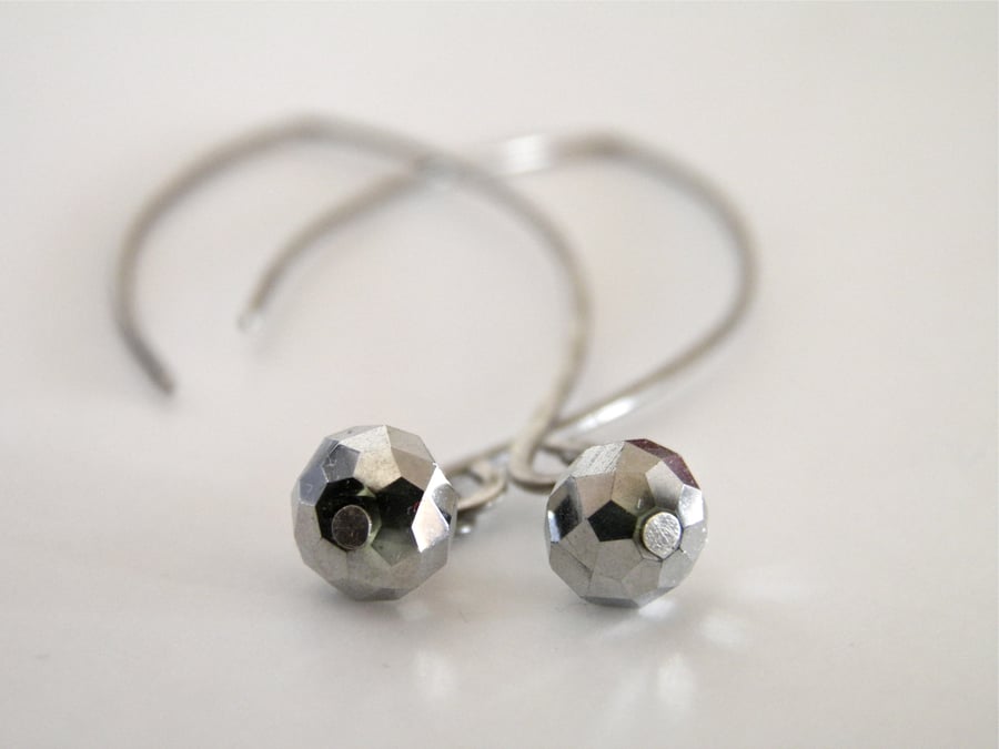 Metallic Silver Grey Minimal Earrings S A L E