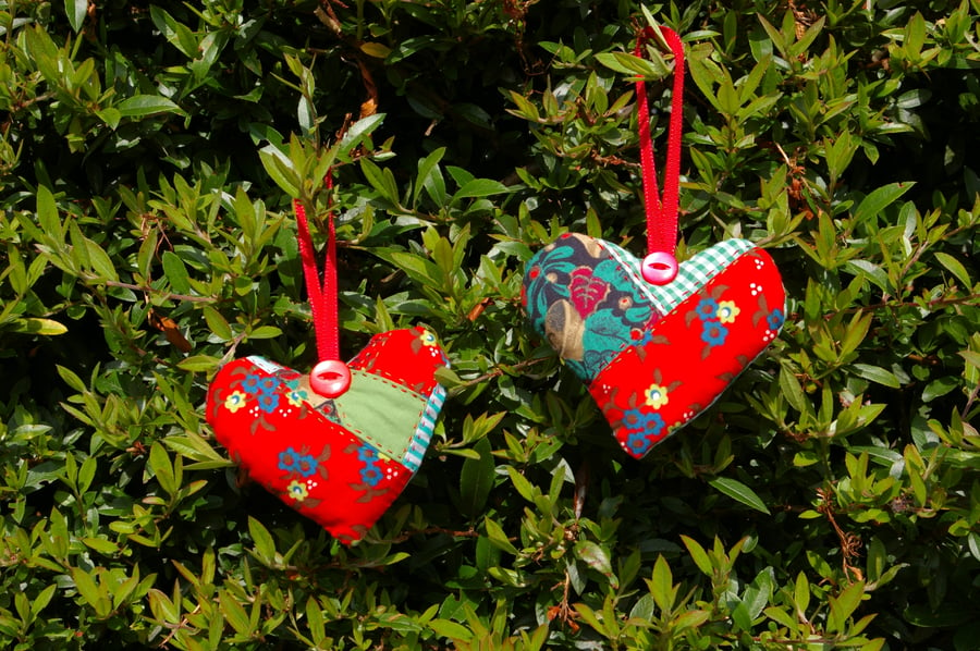 Patchwork scented christmas heart decorations