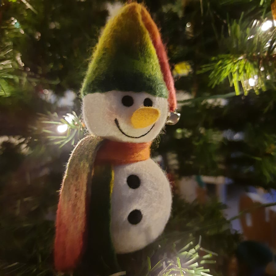  Needle Felted 'Blushing' Snowman Decoration