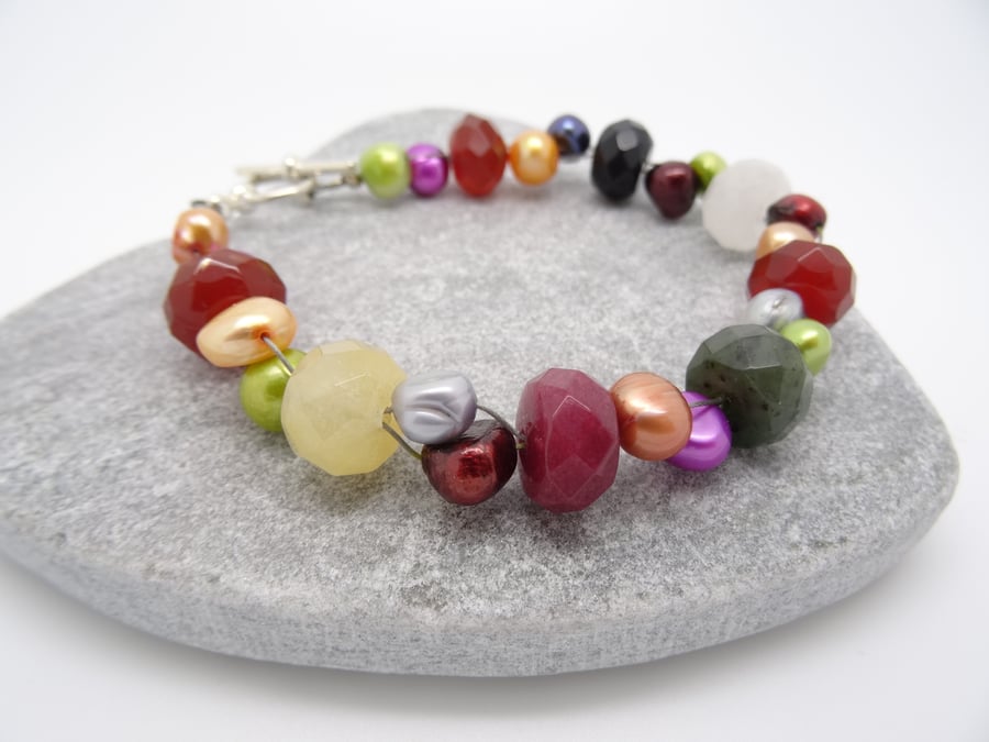 SALE!!! Pearl and Faceted Mixed Gemstone Bracelet