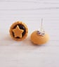 NEW VERSION Christmas Mince Pie stud earrings - Image 3