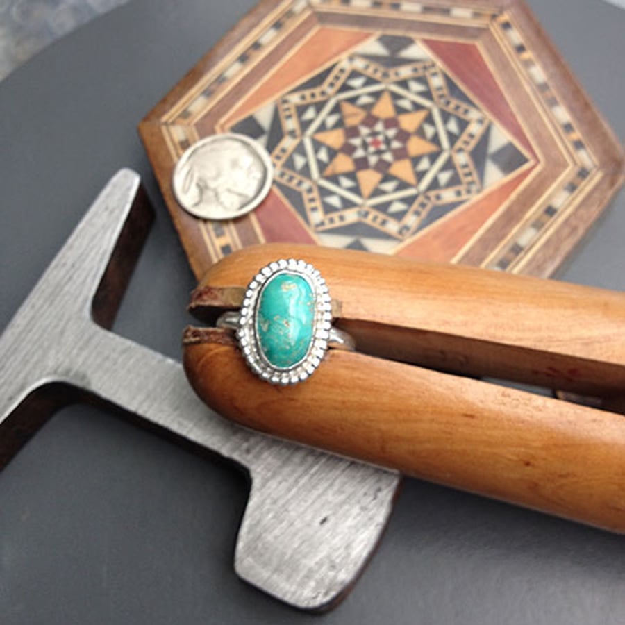 Pretty turquoise ring