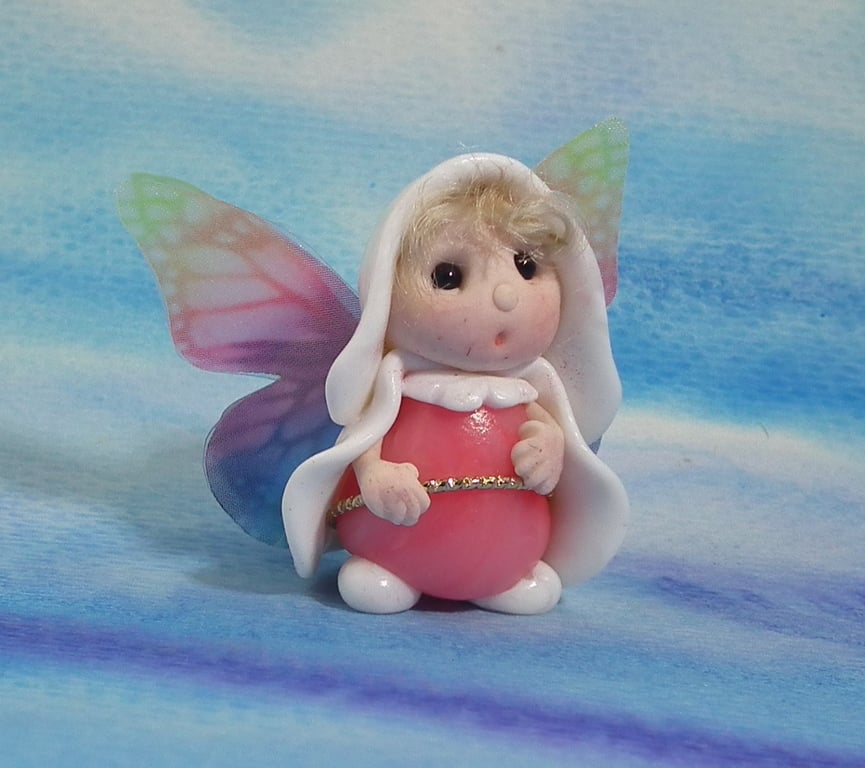 Tiny Winged Spry-Gnome 'Fleet' OOAK Sculpt by Ann Galvin