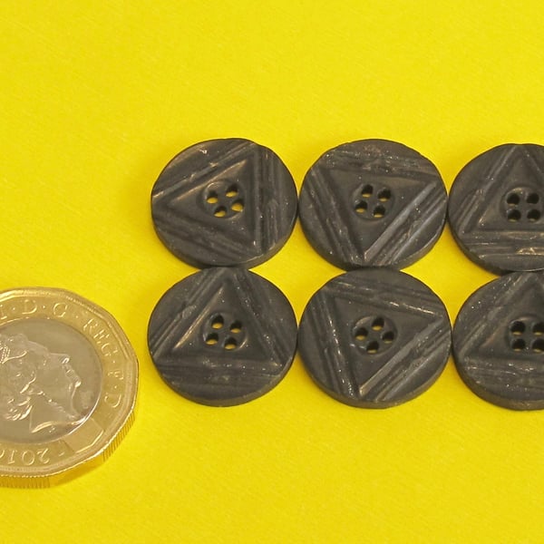 Vintage Buttons: Black Triangle Geometric Deco -esque 6x17mm