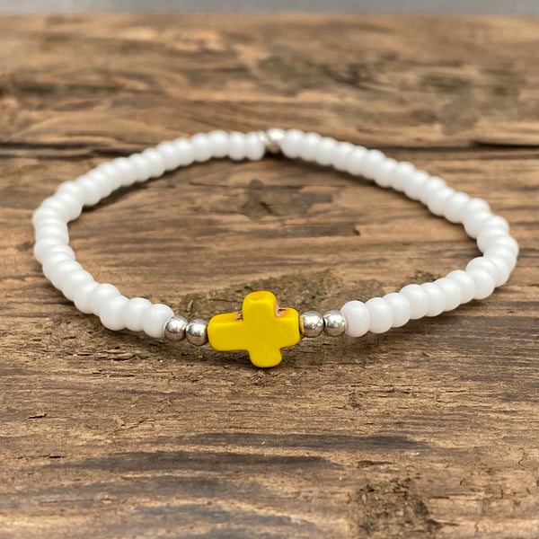Yellow howlite cross and white seed bead bracelet 