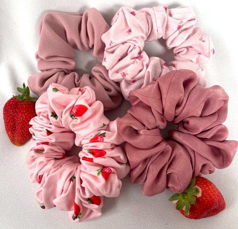Strawberry scrunchie bundle 