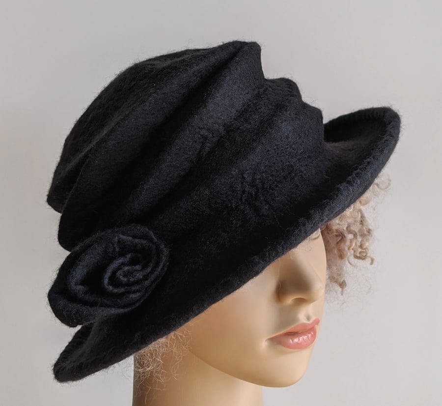 Black-charcoal-dark grey felted wool hat - 'The Crush' - designed to pack flat