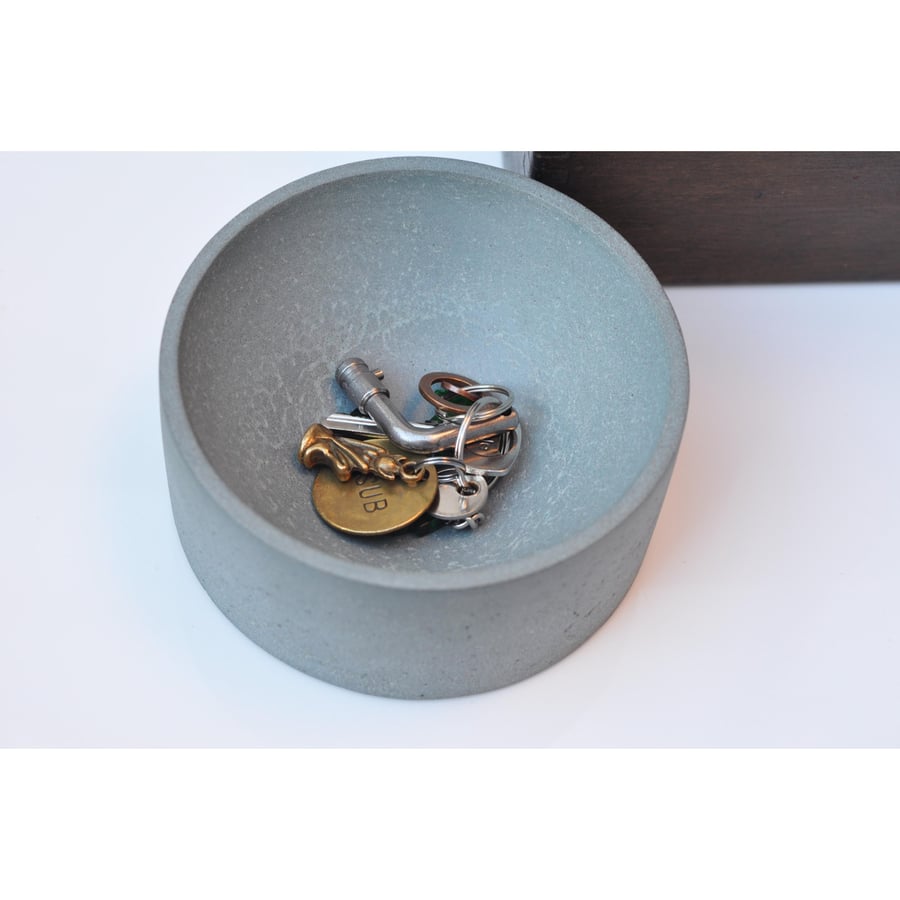 Medium Concrete Bowl: NEW Handmade Minimalist Cylinder Key & Jewelry Dish Steel 