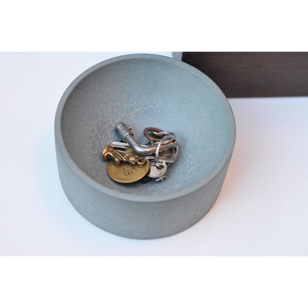 Medium Concrete Bowl: NEW Handmade Minimalist Cylinder Key & Jewelry Dish Steel 
