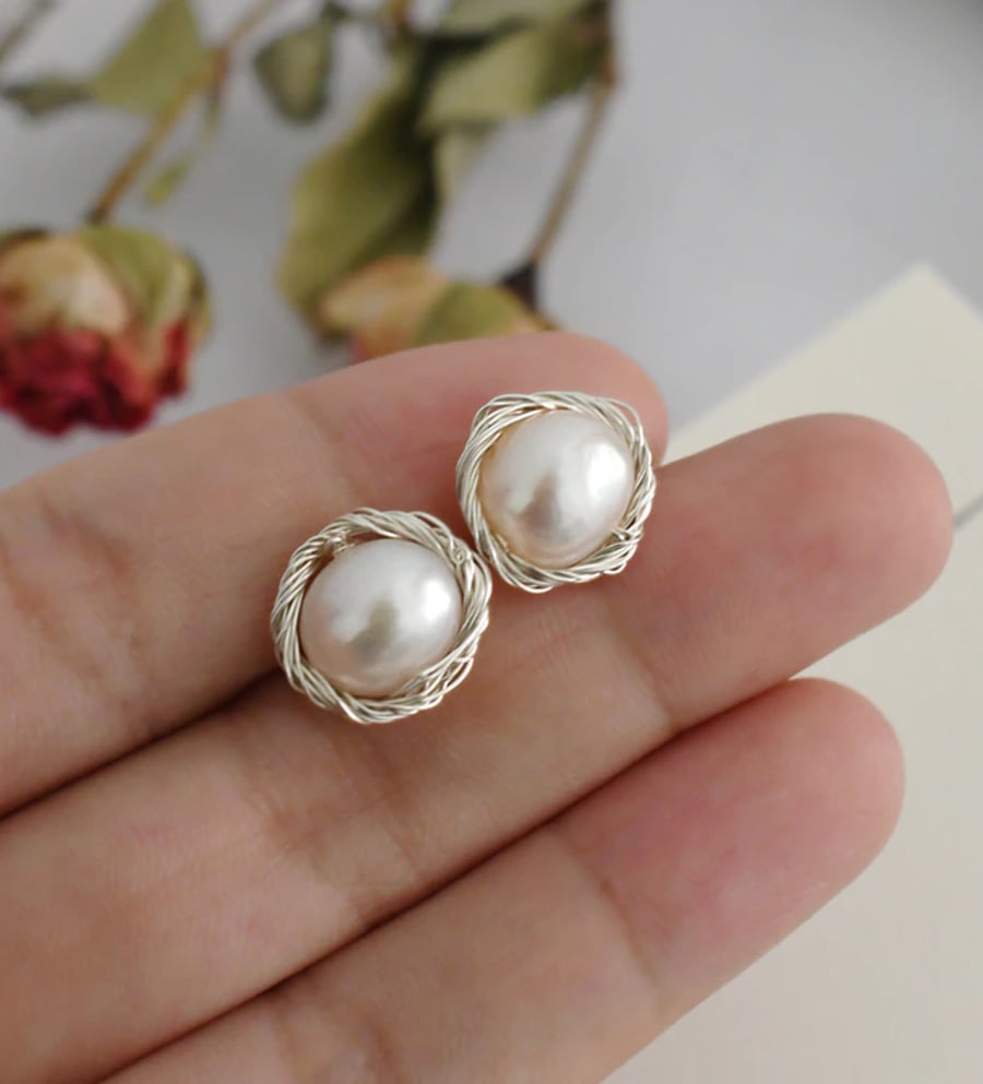 Freshwater Pearl, Sterling Silver Wire Surround & Silver fixing Stud Earrings