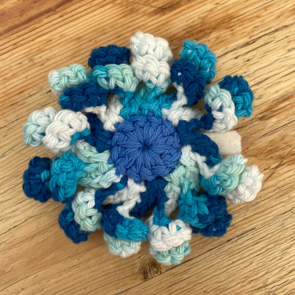 Women’s blue flower barrette hair clip 