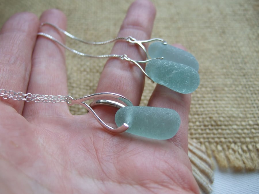 Sea glass stopper stem jewelry set, beach glass stopper stem necklace earrings