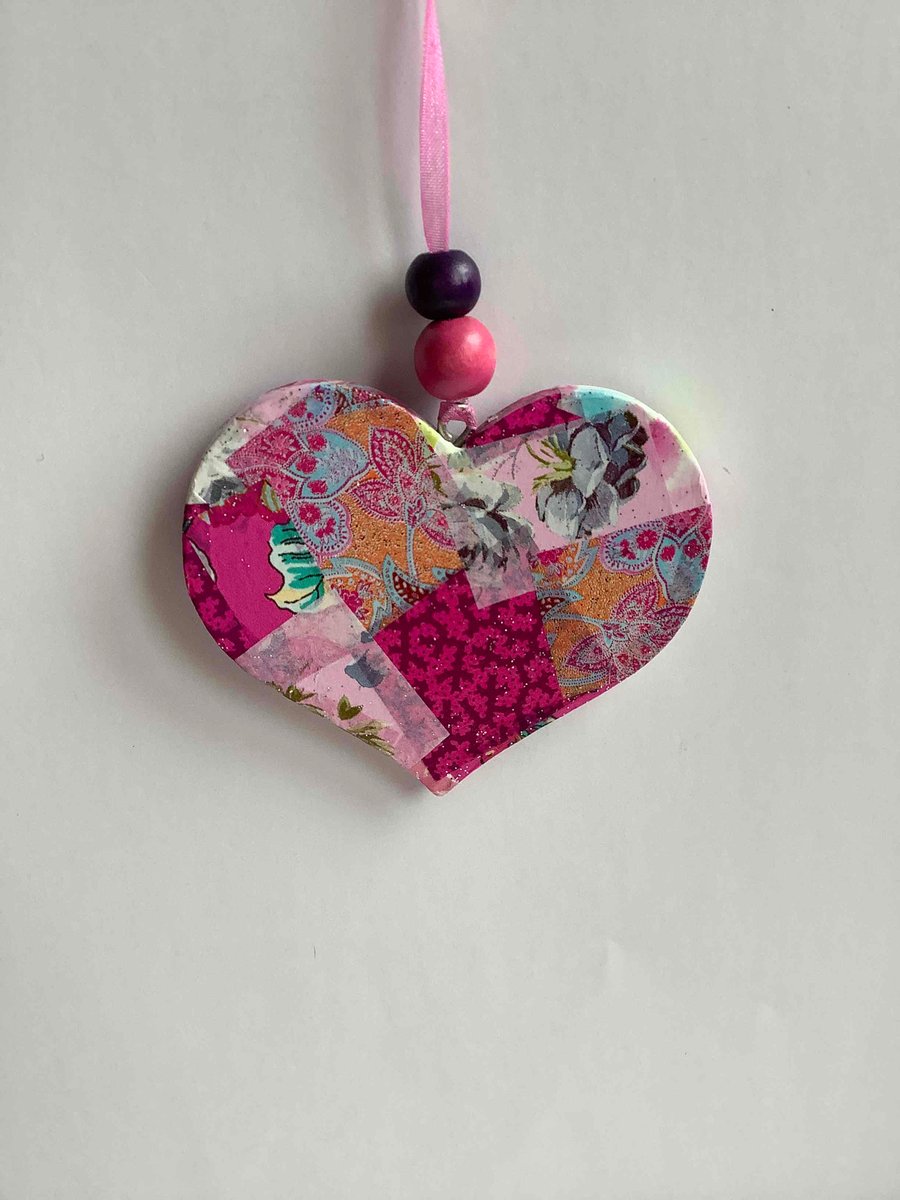 Sparkly Pink decopatched wooden heart