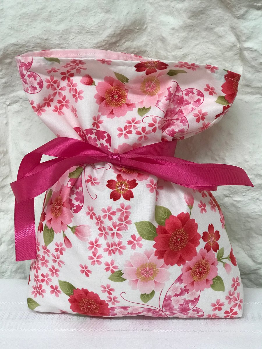 Reusable Pink Fabric Gift Bag, Perfect for Mums, Birthday, Sustainable Wrapping