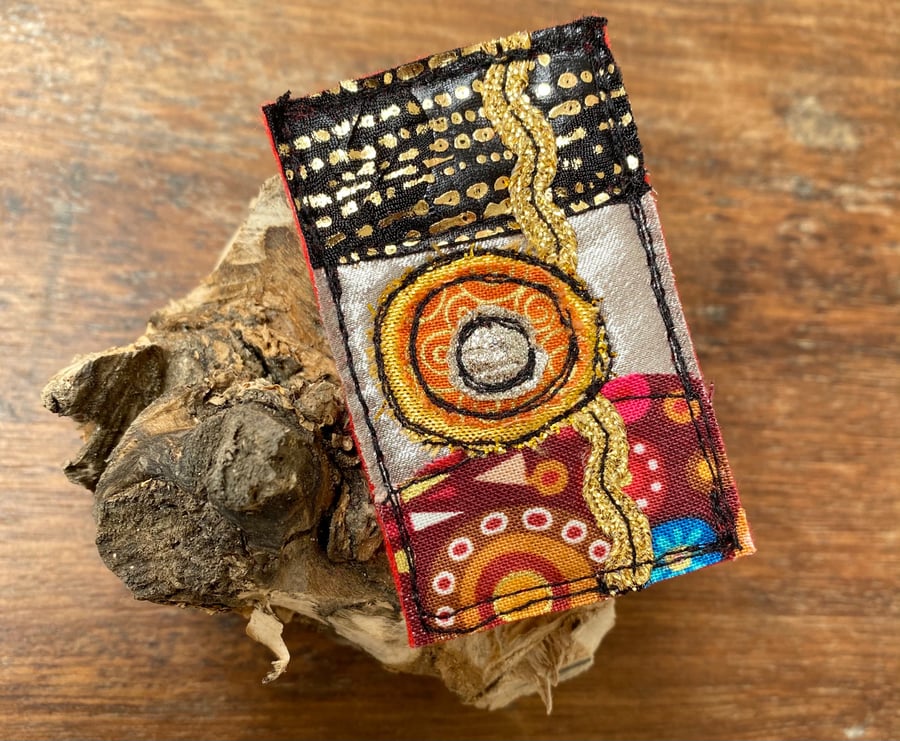 Embroidered up-cycled Klimt style brooch pin or badge. 