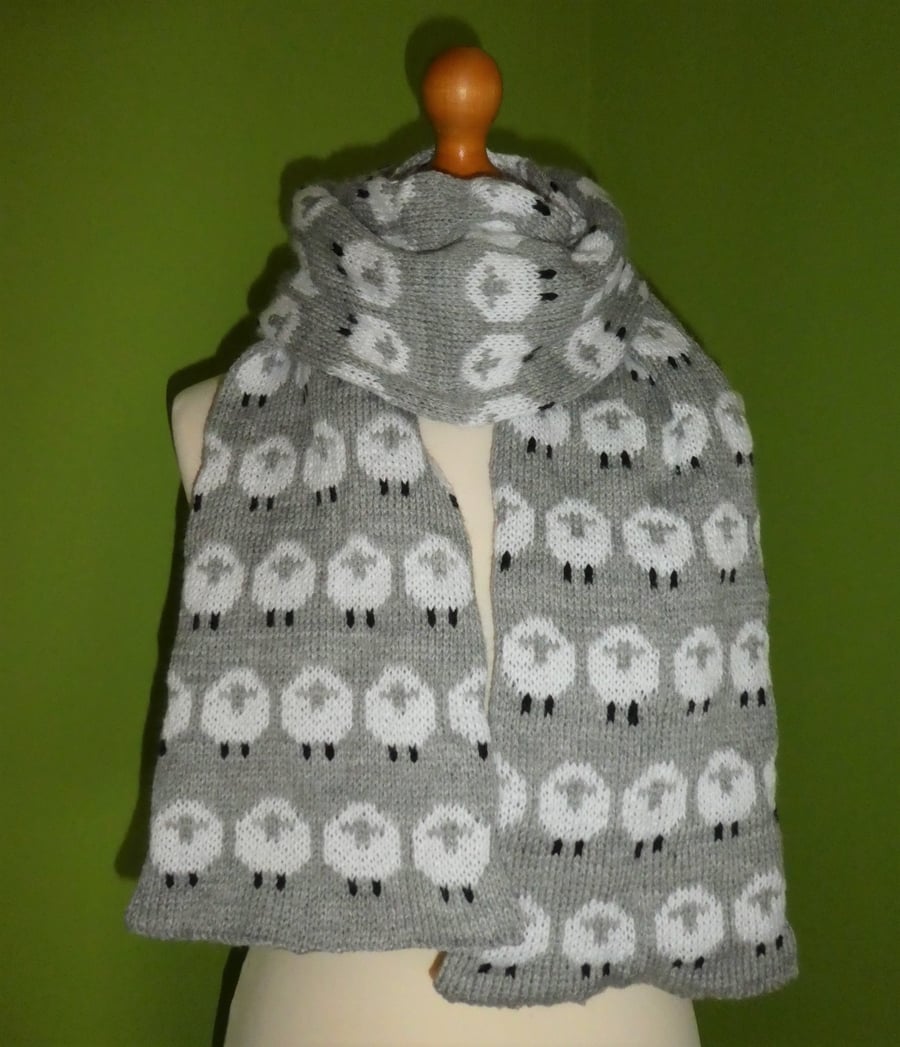Sheep Scarf in Grey Yarn