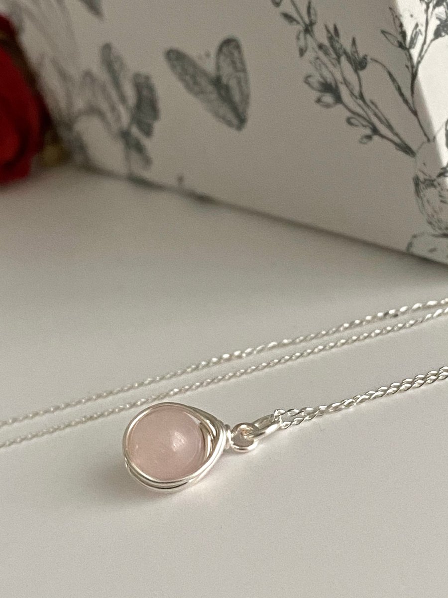 Rose Quartz Silver Wire Wrapped Pendant Necklace