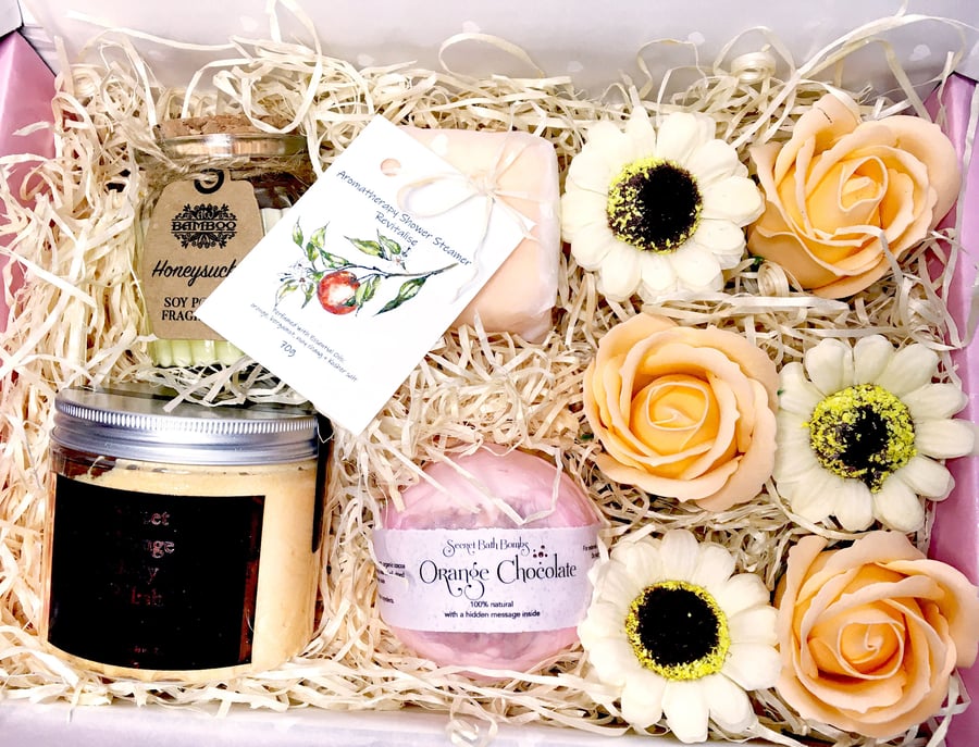 Sweet Orange Spa Gift Box Bathroom Pamper Basket Scents of Chocolate Orange, Hon