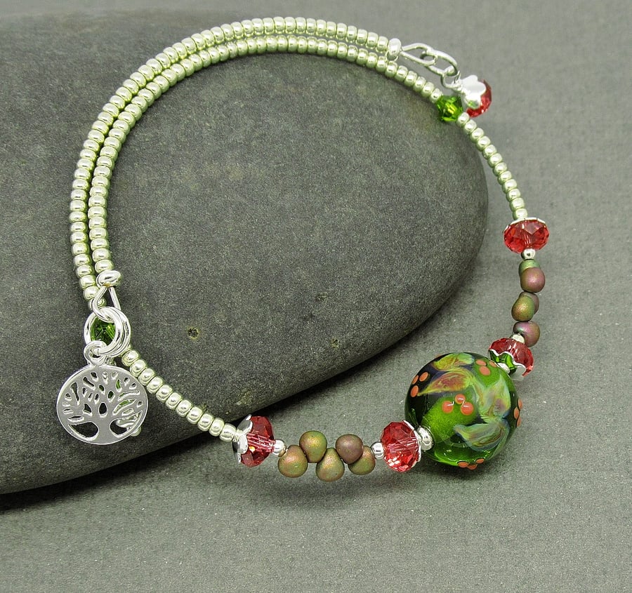 Green Lampwork Glass Beaded Silver Memory Wire Bracelet