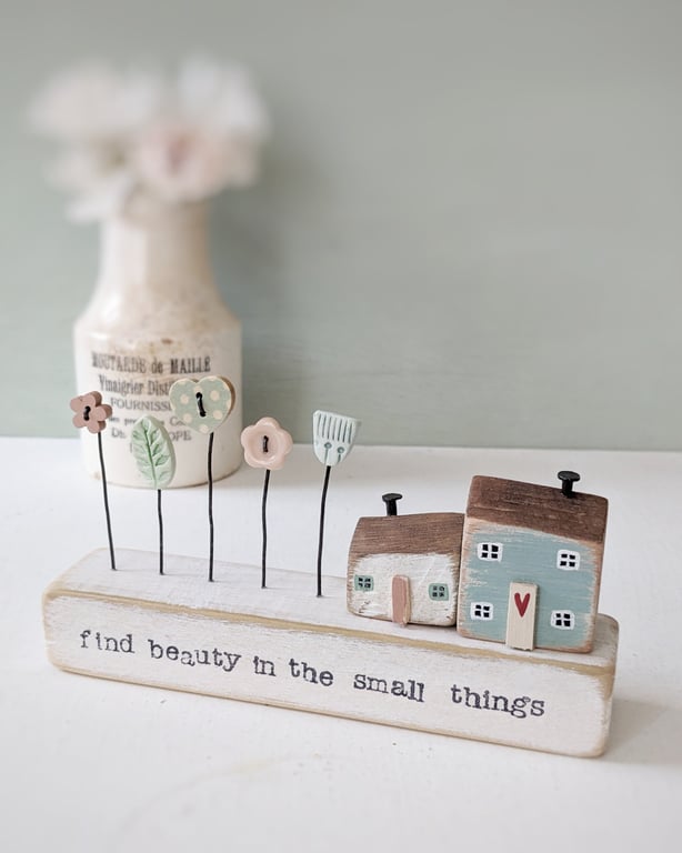 Little Wooden Houses with Clay & Button Garden 'Find beauty in the small things'