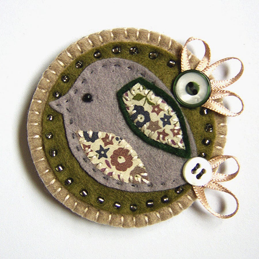 Reserved for plordy ... Little Bird Brooch
