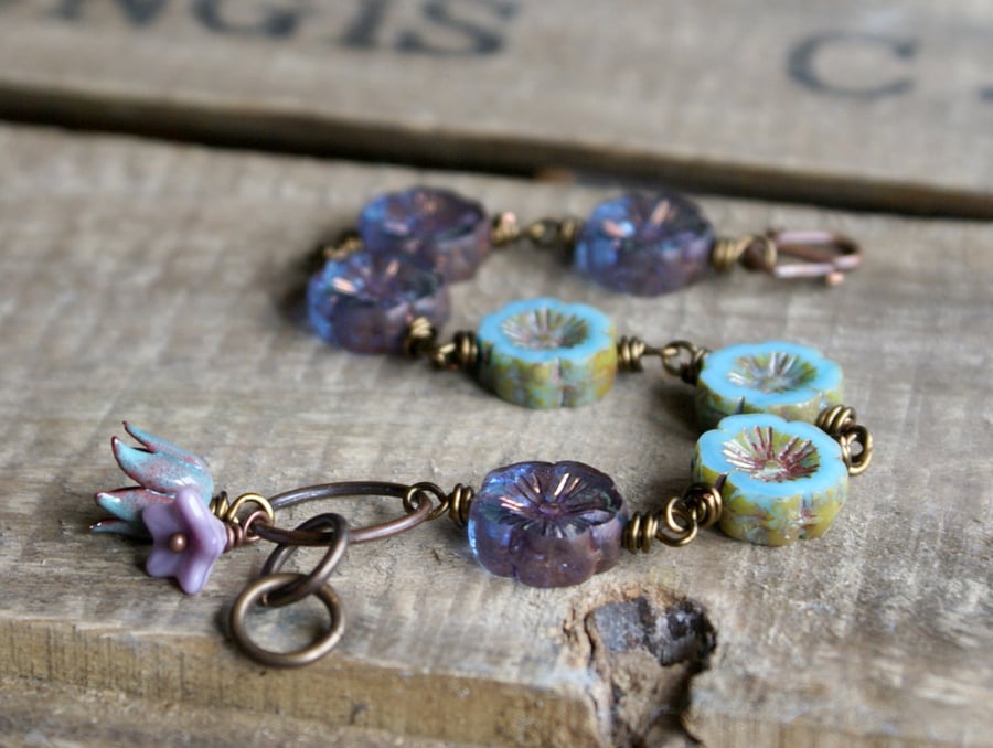 Aqua Flower Bracelet