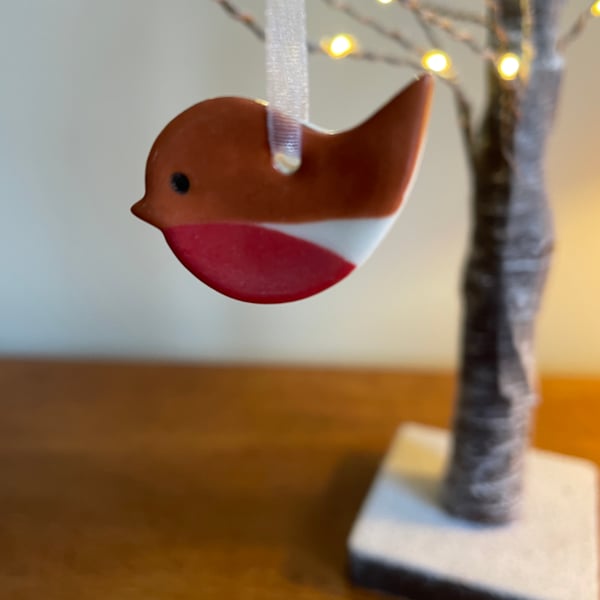 Porcelain Robin Keepsakes - Medium