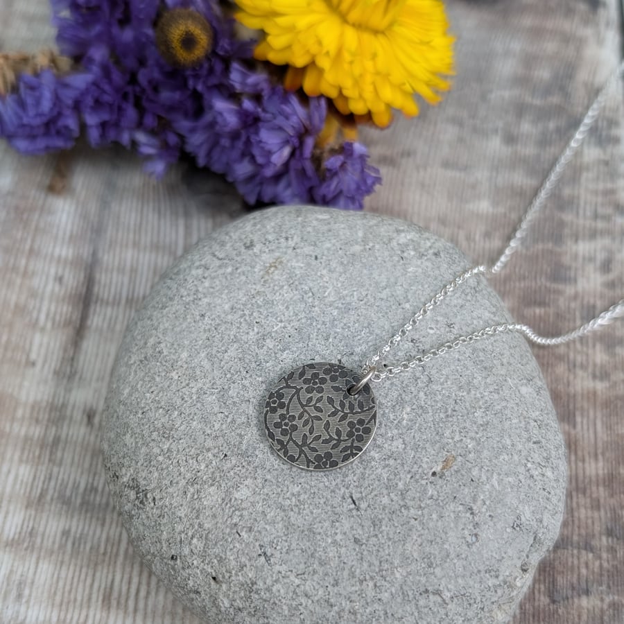 Silver Oxidised Floral Disc Necklace - JBJ2052