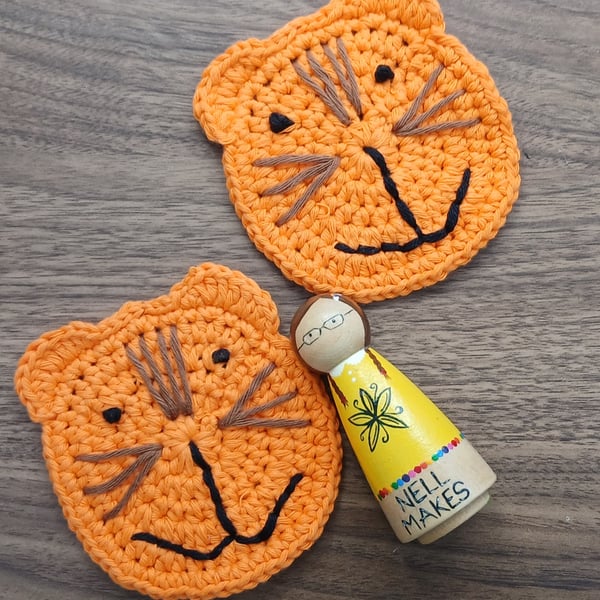 Tiger crochet coasters