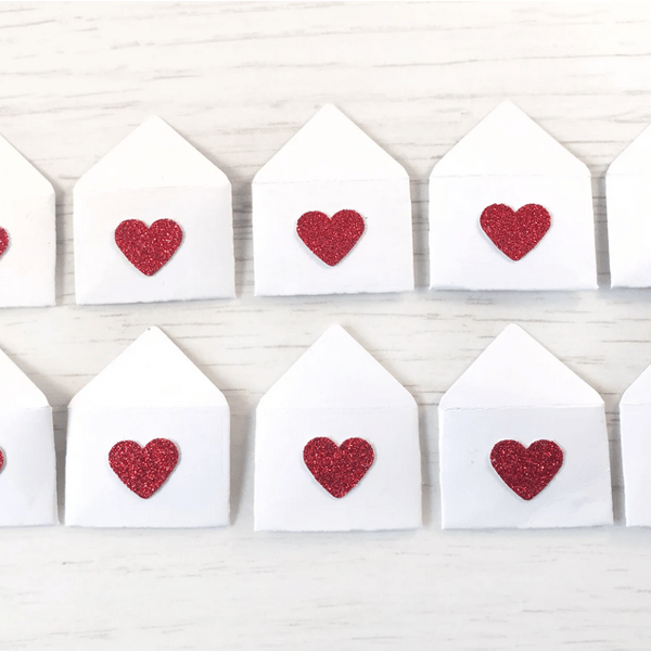 x 10 Handcrafted Mini Envelopes with Red Glitter Hearts