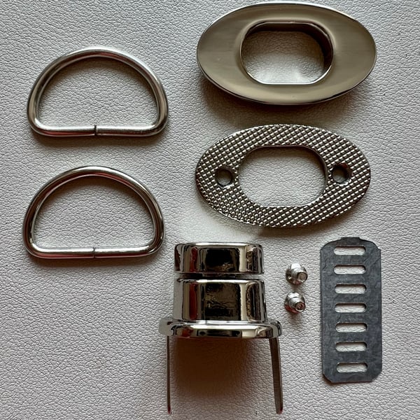 Silver Bag Hardware kit for making a Felt Bag with Flap on a Ball