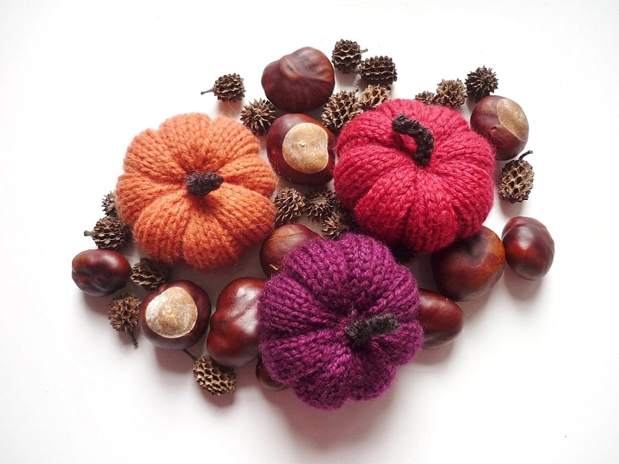 Autumn party favours - Knitted pumpkins - Fall wreath squashes