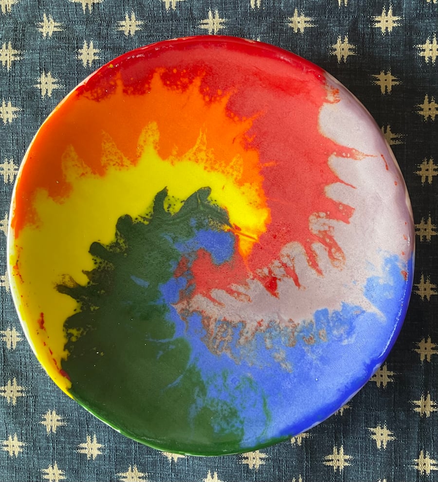 Tie dyed glass bowl