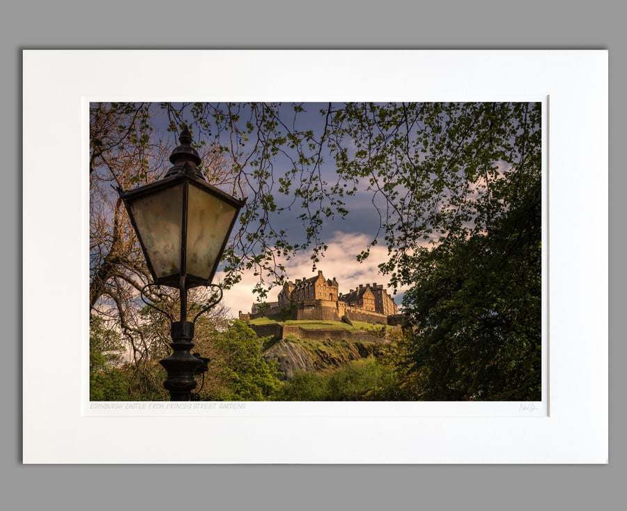 Edinburgh Castle from Princes Street Gardens - A2 (70x50cm) Unframed Print