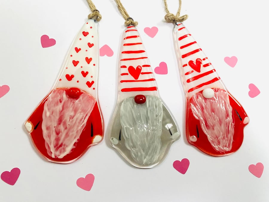 Fused Glass Valentine GONKS
